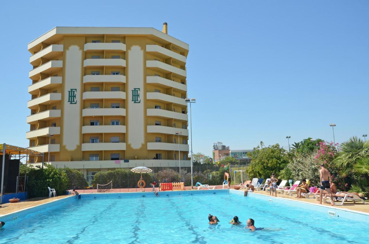 Residence Eurhotel Montesilvano Marina Exterior foto